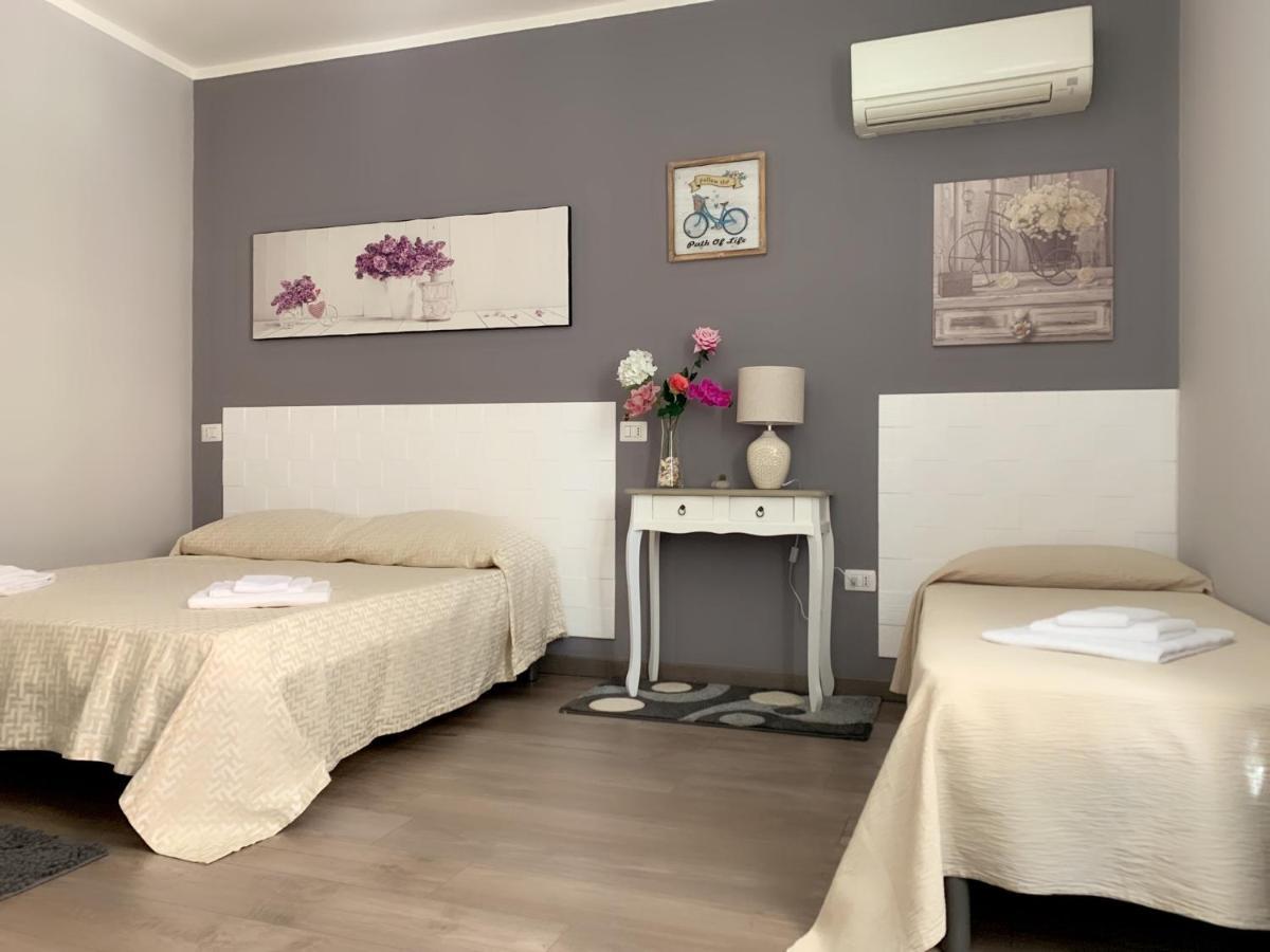 Domus Regia Hotel Olbia Exterior photo